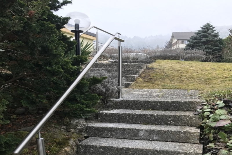 Klassischer Treppenhandlauf aus Edelstahl