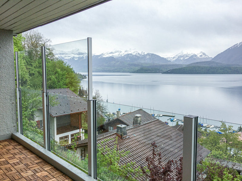 SlideGlass® Windschutz mit Klarglas und Seesicht